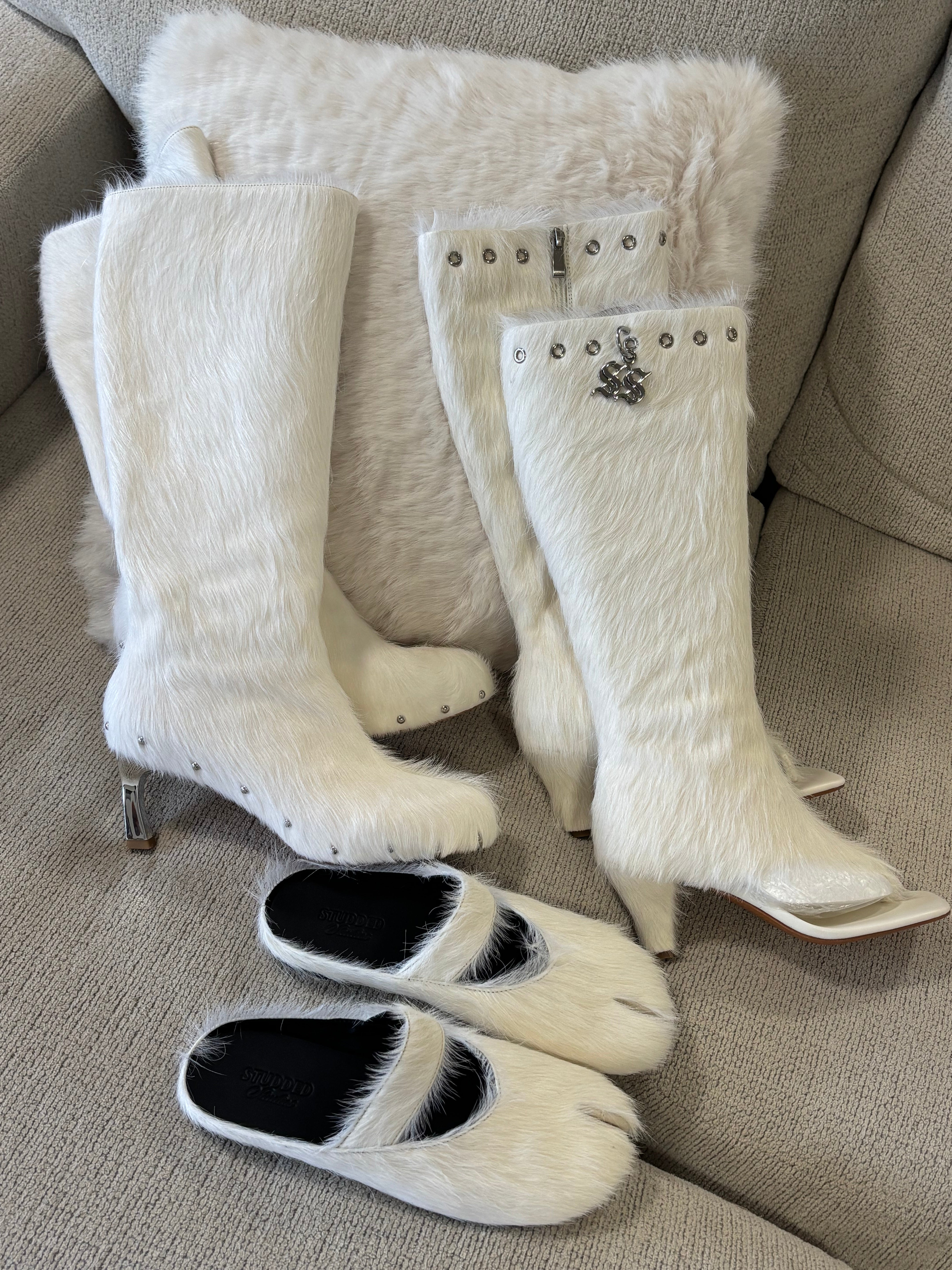 Arctic Thong Boots – Studded Studios